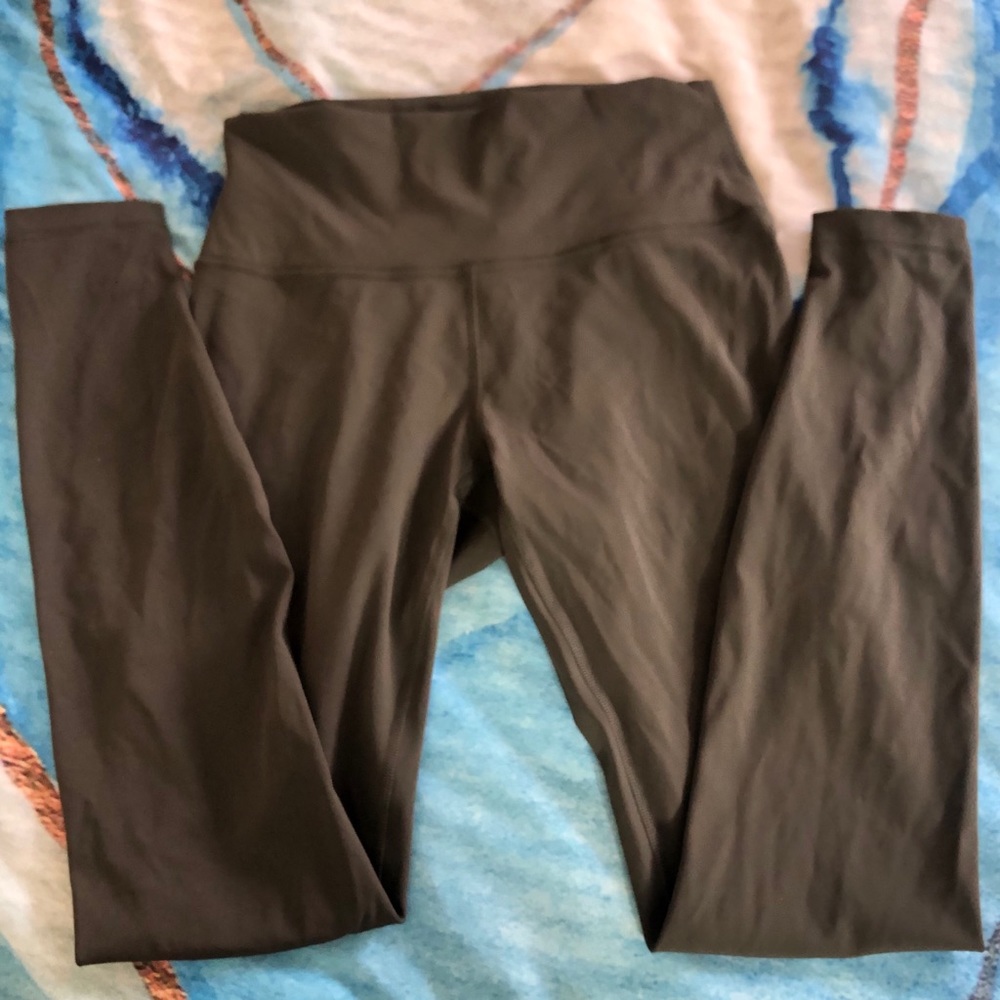 Lulemon Wunder Under Full-On Luxstreme leggings